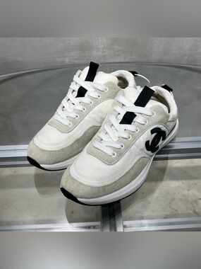 CHANEL White & Light Gray Suede-Trim Runner Sneakers